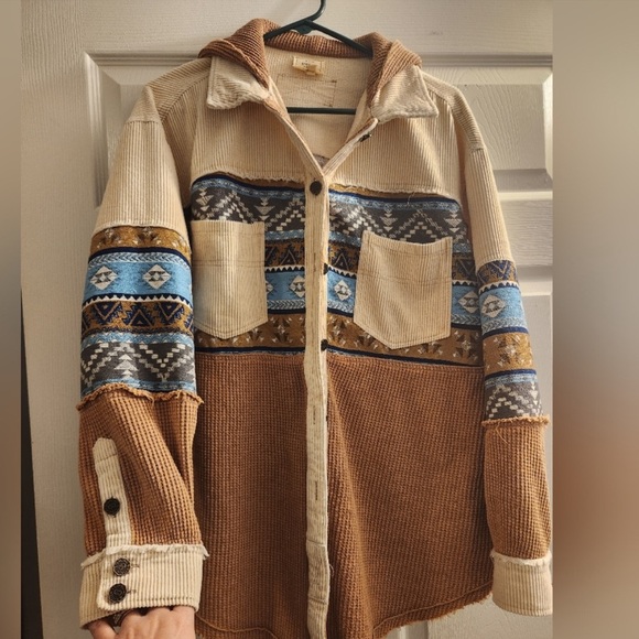 Buckle Shacket - Picture 13 of 15